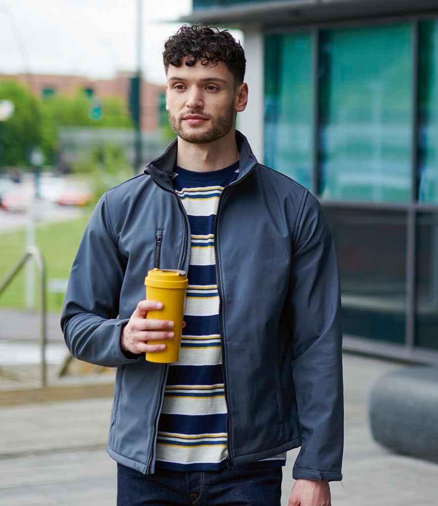 Regatta Ablaze Three Layer Soft Shell Jacket | Elkssons.