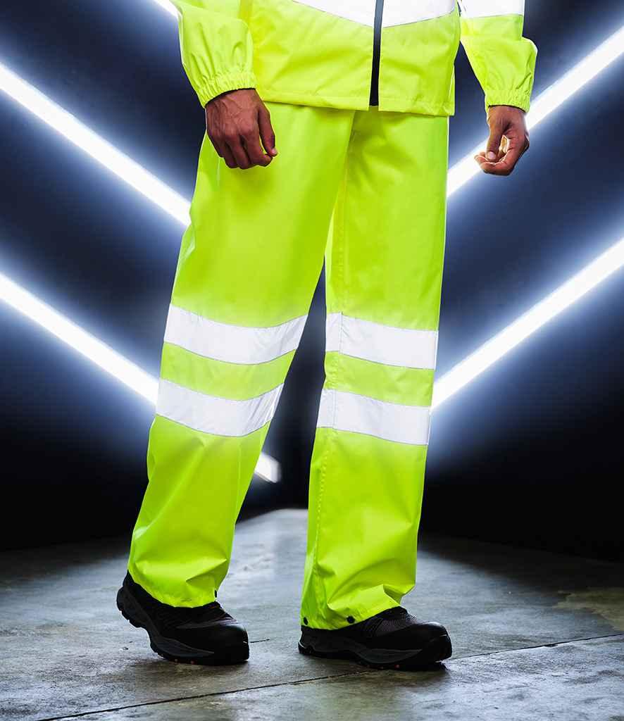 Regatta High Visibility Pro Packaway Overtrousers | Elkssons.